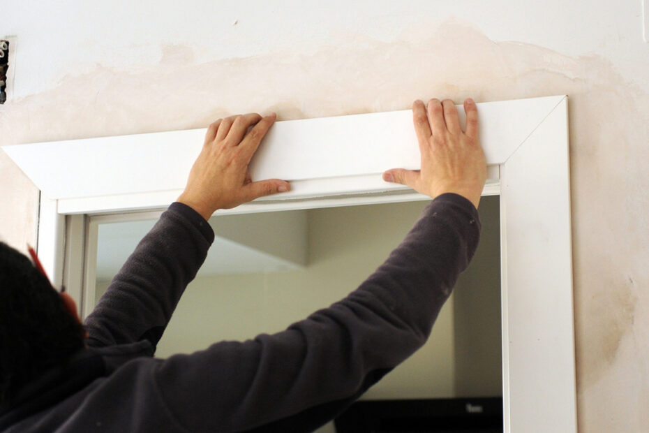 do locksmiths fix door frames