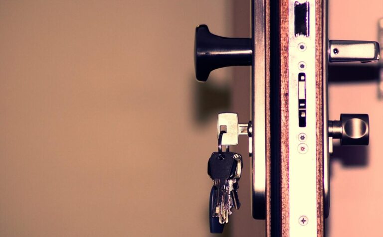 Does Your Landlord Have To Pay For Locksmith?